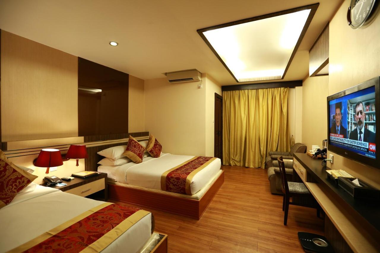 Hotel Shwe Gone Daing, Yangon Exterior foto